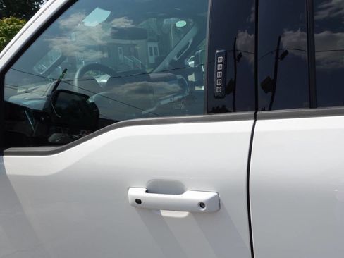 Used 2023 Ford F150 Lariat w/ Equipment Group 502A High image 14