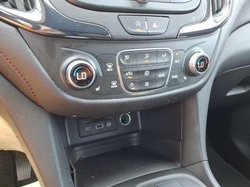Used 2024 Chevrolet Equinox RS FWD image 22