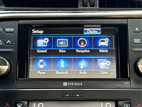 Used 2014 Toyota Avalon Limited w/ Technology Package FWD image 16