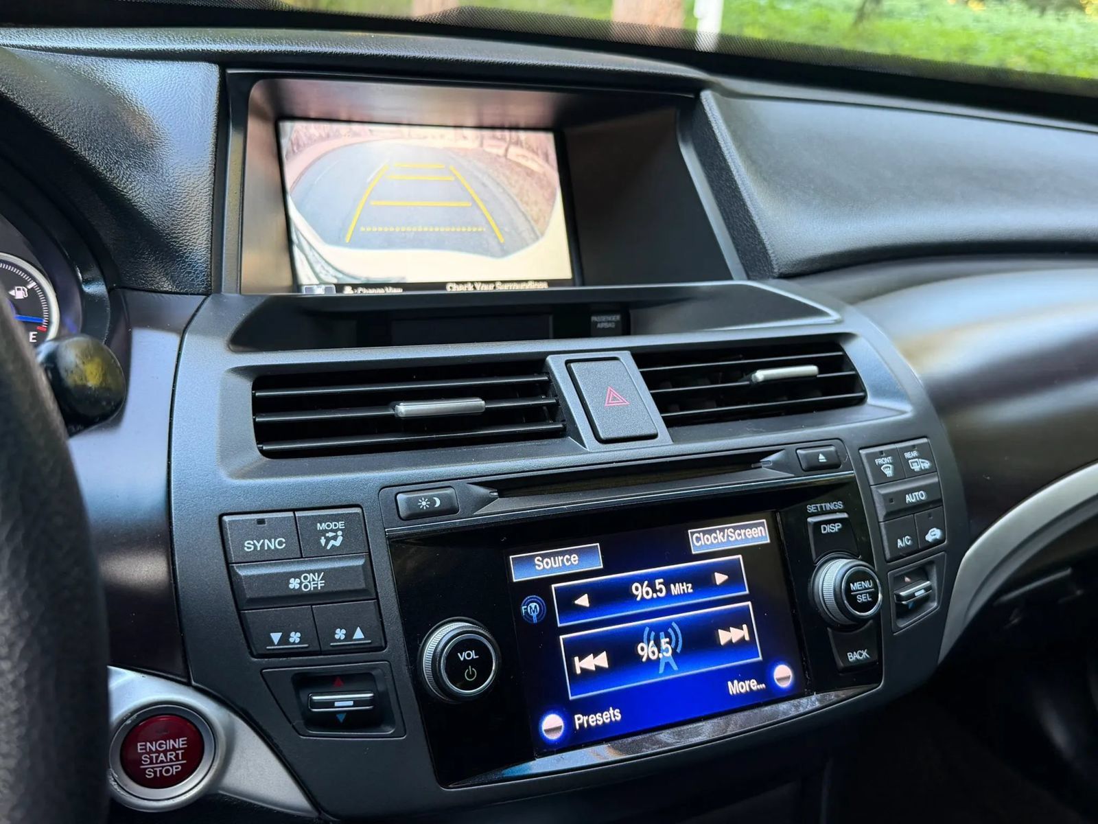 Used 2014 Honda Crosstour EX image 16