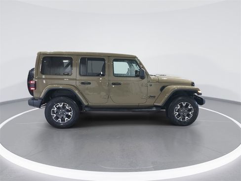 New 2026 Jeep Wrangler Sahara image 9
