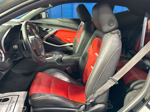 Used 2017 Chevrolet Camaro LT image 13
