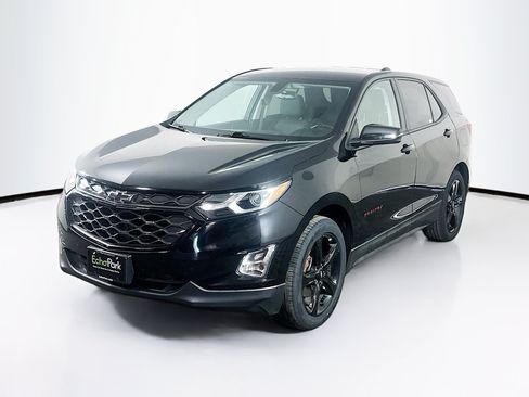 Used 2019 Chevrolet Equinox LT FWD image 3