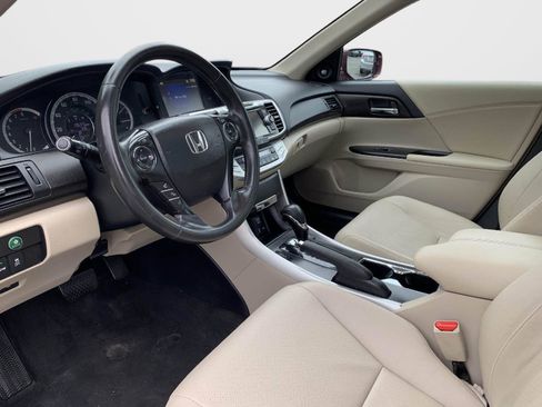 Used 2015 Honda Accord EX-L image 32