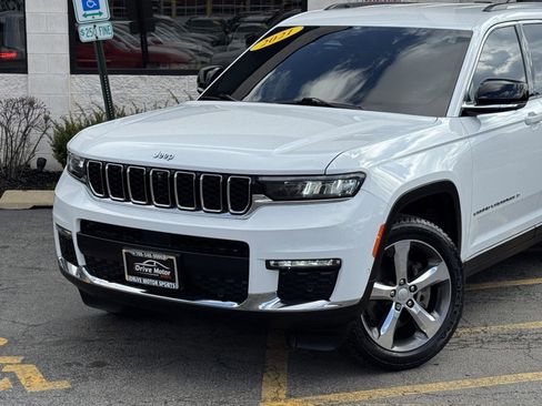 Used 2021 Jeep Grand Cherokee L Limited w/ Luxury Tech Group II image 3