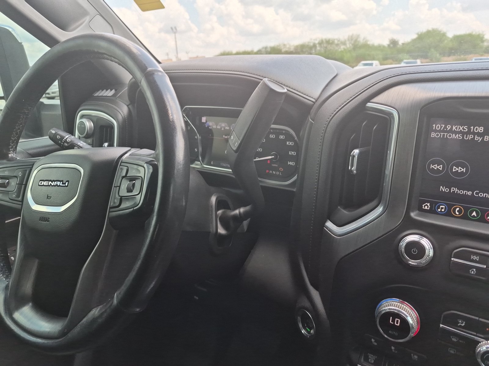 Used 2020 GMC Sierra 3500 Denali w/ Denali Ultimate Package AWD/4WD image 21