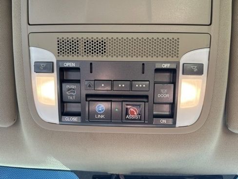 Used 2017 Acura MDX SH-AWD image 18