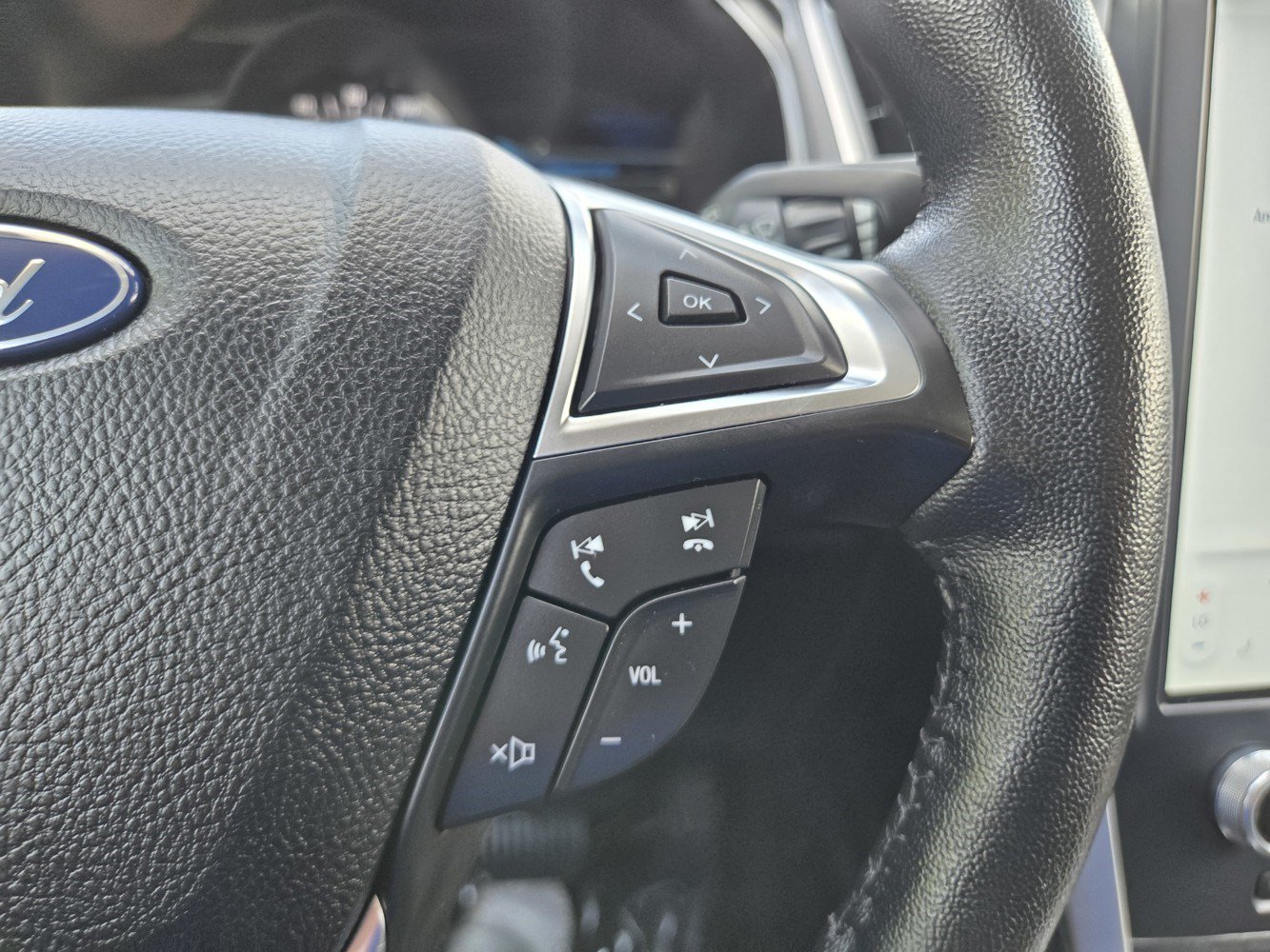 Used 2023 Ford Edge SEL w/ Convenience Package AWD/4WD image 20