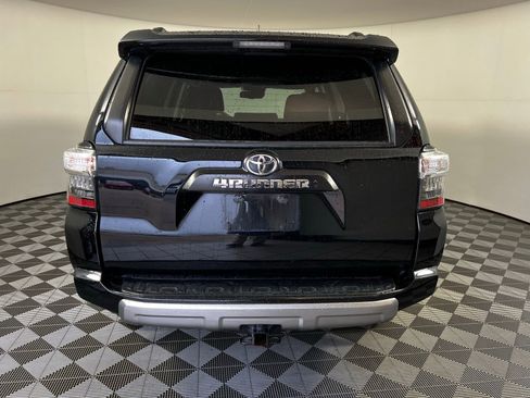 Certified 2022 Toyota 4Runner TRD Off-Road Premium w/ Moonroof Package AWD/4WD image 6