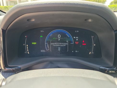 Used 2025 Toyota Camry SE FWD image 22