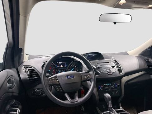 Used 2017 Ford Escape SE AWD/4WD image 16
