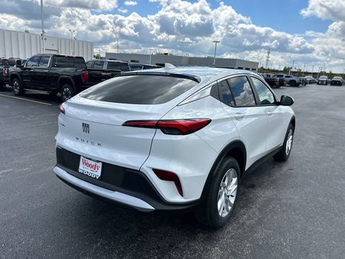 New 2026 Buick Envista Preferred FWD image 10