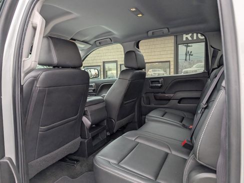 Used 2017 GMC Sierra 1500 SLT w/ SLT Premium Package image 17