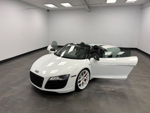 Used 2011 Audi R8 V10 AWD/4WD image 38