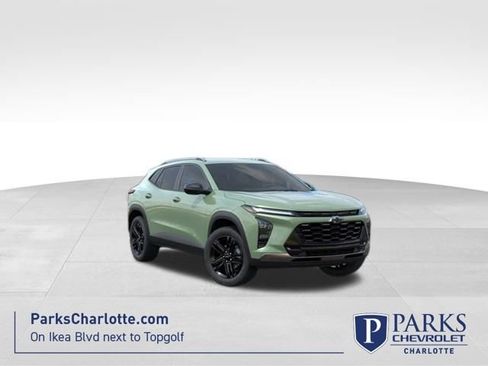New 2026 Chevrolet Trax ACTIV w/ Driver Confidence Package FWD image 1