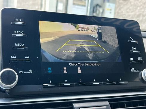 Used 2019 Honda Accord LX image 22