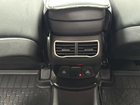 Used 2023 Hyundai Santa Fe Calligraphy FWD image 17