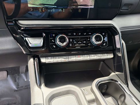 New 2026 GMC Sierra 2500 AT4X AWD/4WD image 24