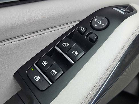 Used 2023 BMW X5 xDrive40i w/ M Sport Package image 13