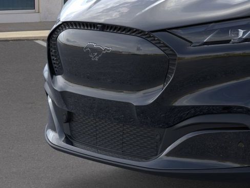 New 2025 Ford Mustang Mach-E Select image 18