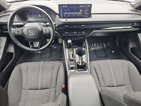 Used 2023 Honda Accord Sport image 9