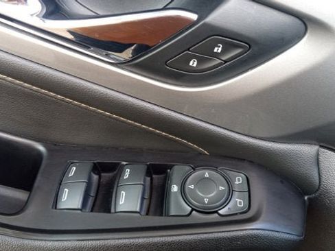 Used 2019 Chevrolet Traverse LT AWD/4WD image 22