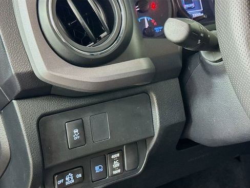 Used 2023 Toyota Tacoma TRD Off-Road AWD/4WD image 19