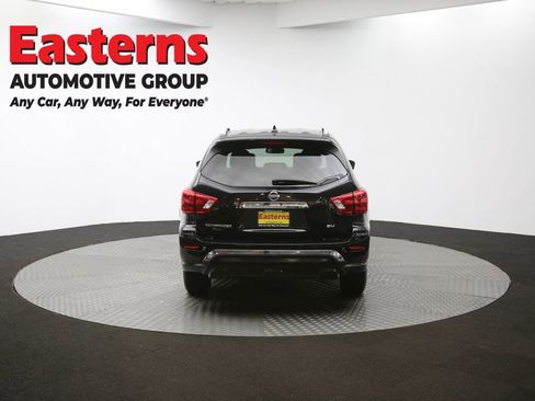 Used 2019 Nissan Pathfinder SV image 37