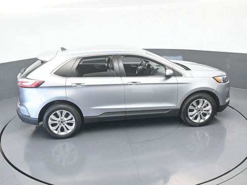 Used 2022 Ford Edge Titanium image 56