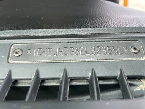 Used 2014 Jeep Wrangler Unlimited Sport w/ Quick Order Package 24S AWD/4WD image 44