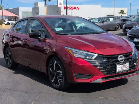 New 2025 Nissan Versa SR w/ Trunk Package image 6