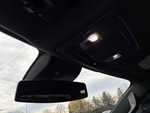 Used 2022 GMC Sierra 1500 AT4 image 35