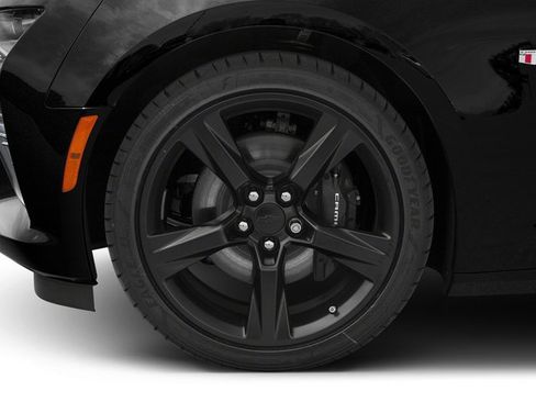 Used 2016 Chevrolet Camaro SS image 14