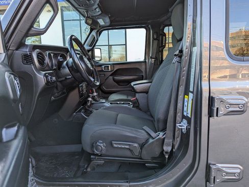 Used 2019 Jeep Wrangler Unlimited Sport S image 14