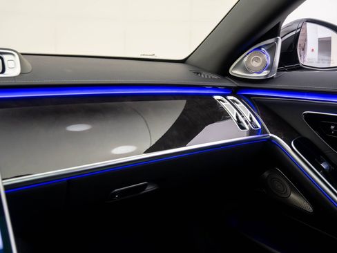 Used 2023 Mercedes-Benz Maybach S 680 4MATIC image 31