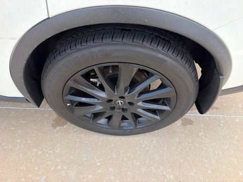 Used 2024 Nissan Murano SV w/ SV Midnight Edition Package AWD/4WD image 9
