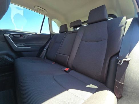 Certified 2025 Toyota RAV4 LE AWD/4WD image 17