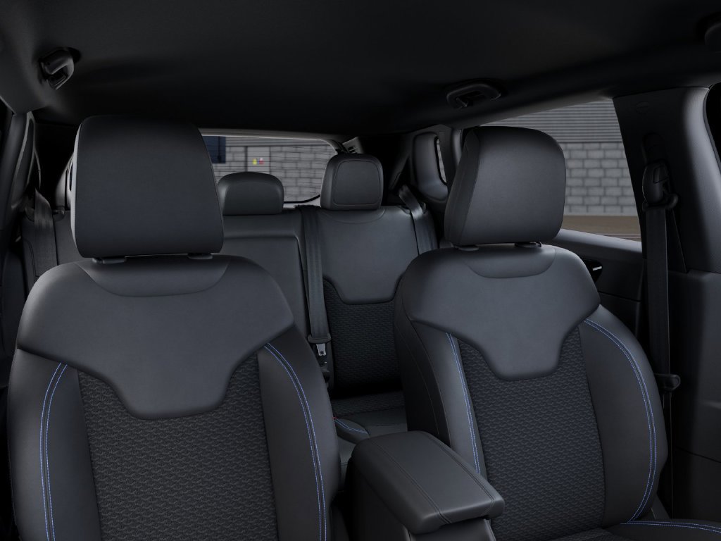 New 2026 Jeep Compass Latitude AWD/4WD image 19