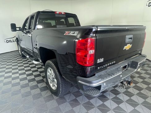 Used 2015 Chevrolet Silverado 2500 LTZ w/ LTZ Plus Package image 4
