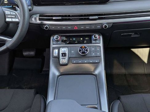 Used 2025 Hyundai Palisade Calligraphy AWD/4WD image 18