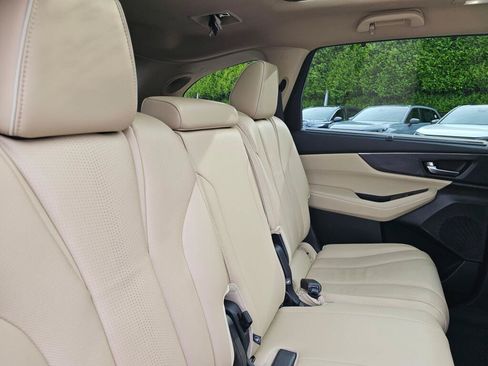 Used 2024 Acura MDX SH-AWD w/ Advance Package image 12