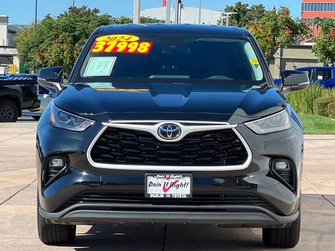 Certified 2024 Toyota Highlander LE image 11