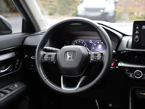 Used 2026 Honda CR-V EX-L image 18