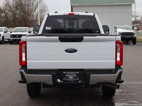 New 2026 Ford F250 XL w/ XL Chrome Package AWD/4WD image 16