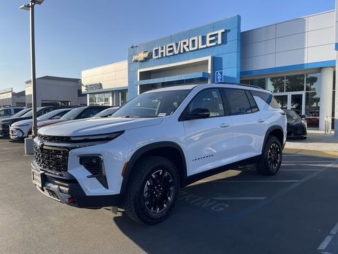 New 2026 Chevrolet Traverse Z71 w/ Enhanced Driving Package image 11