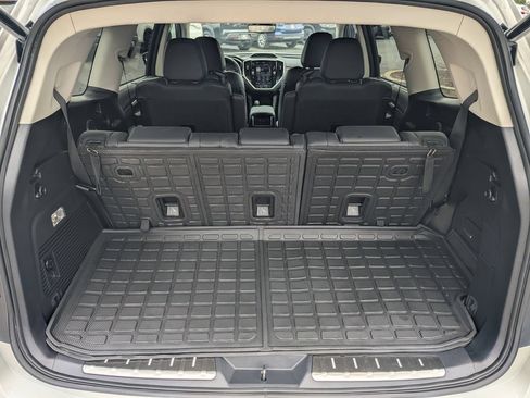Used 2024 Subaru Ascent Touring AWD/4WD image 17