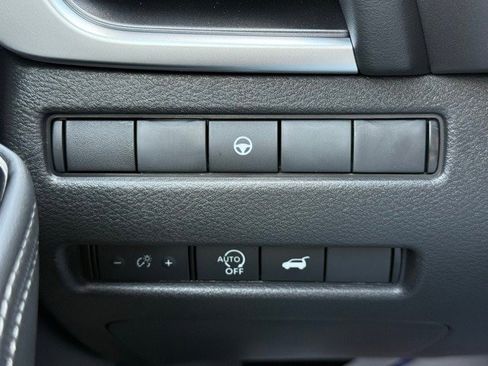 New 2026 Nissan Rogue SV image 31