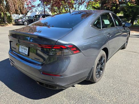Used 2025 Honda Accord EX-L image 4
