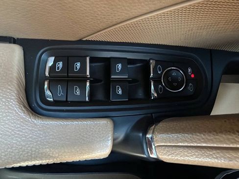 Used 2016 Porsche Cayenne S w/ Premium Package AWD/4WD image 20