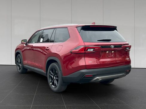 New 2026 Toyota Grand Highlander AWD image 3